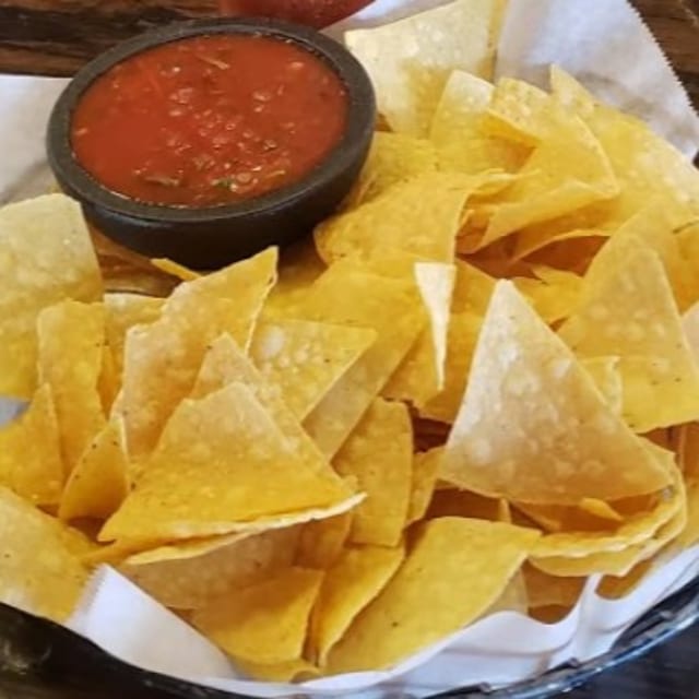 Chips & Salsa.